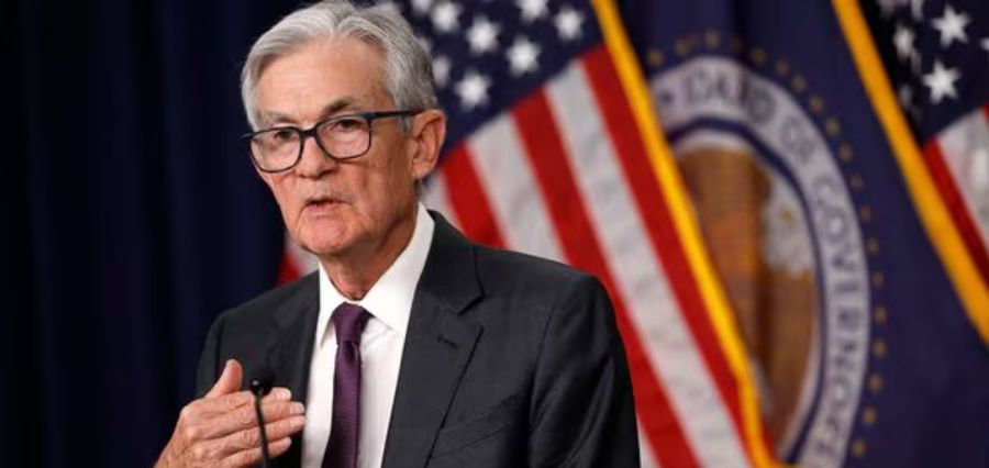 You are currently viewing U.S. Federal Reserve Hits Pause on Cuts as Inflation and Trade Pressures Mount