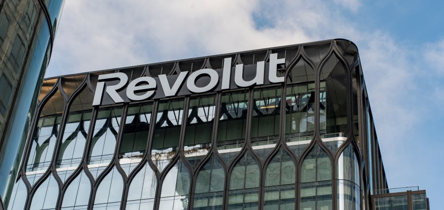 You are currently viewing Revolut Soars to $75 Billion Valuation with Nvidia and Top Investors on Board